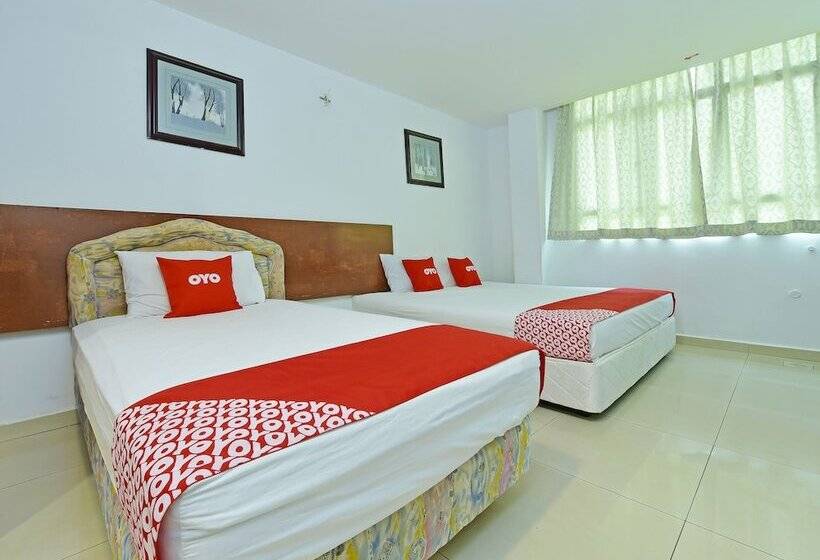 디럭스 트리플 룸, Sam Huat