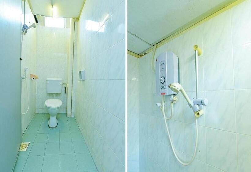 이그제큐티브 스위트, Sam Huat