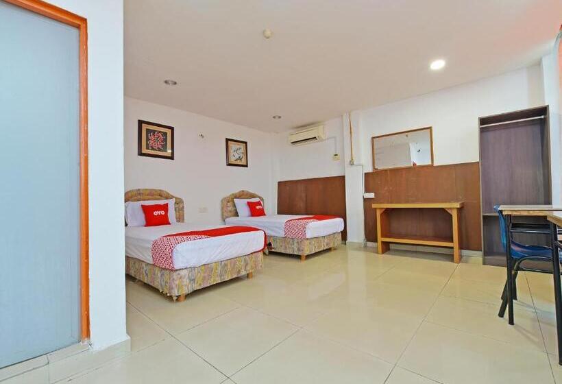 디럭스 룸, Sam Huat