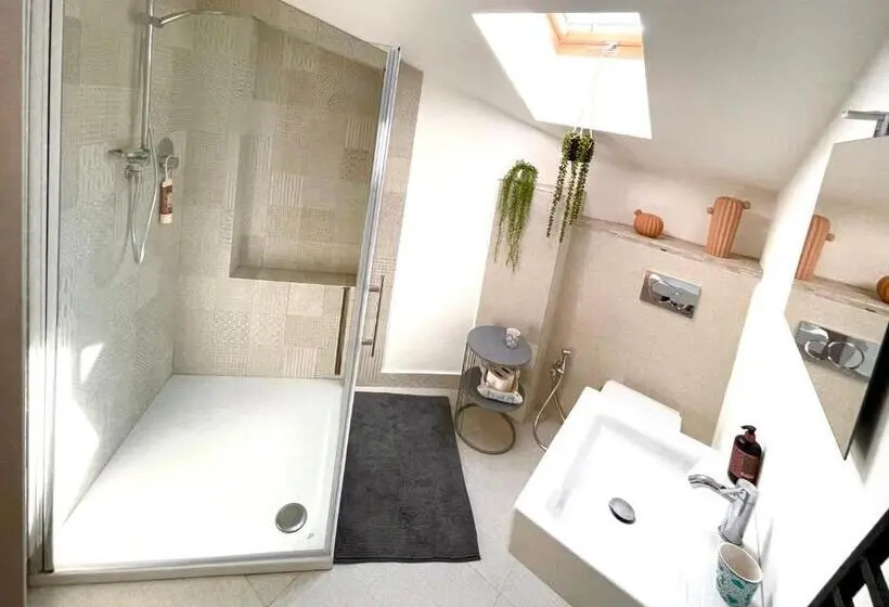 1ベッドルームのデラックスアパートメント, Stella House B&b + Free Park