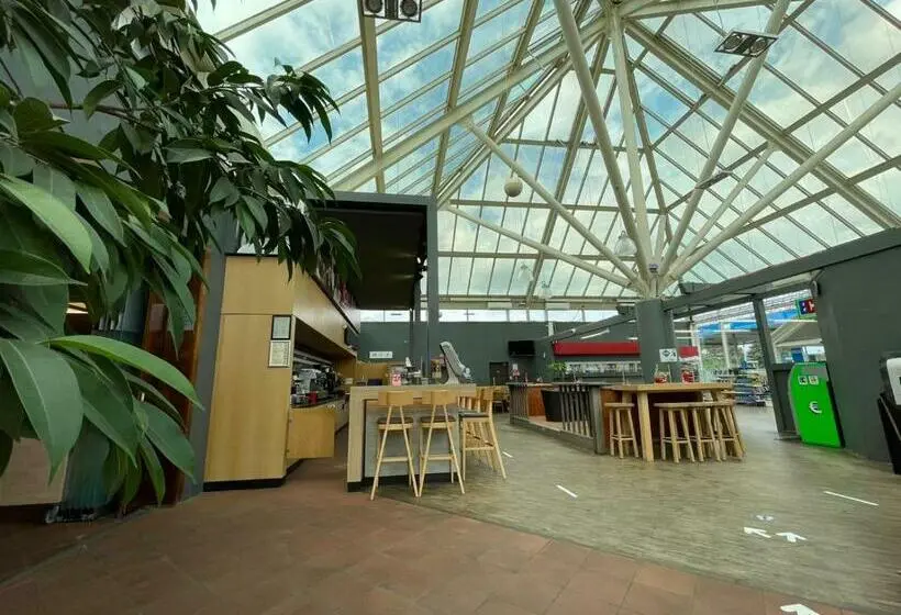 スタンダード４人部屋, Autohof Hotel Salzbergen