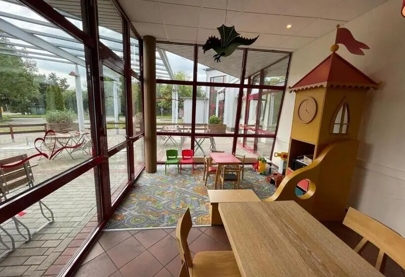 スタンダード４人部屋, Autohof Hotel Salzbergen