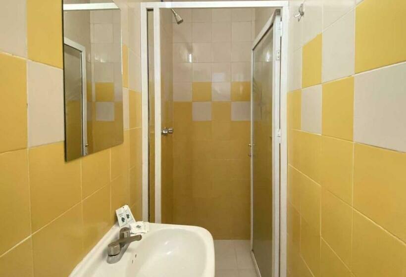 スタンダードルーム, Gran Via Central