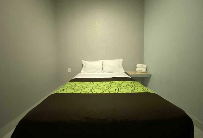 スタンダードルーム, Gran Via Central