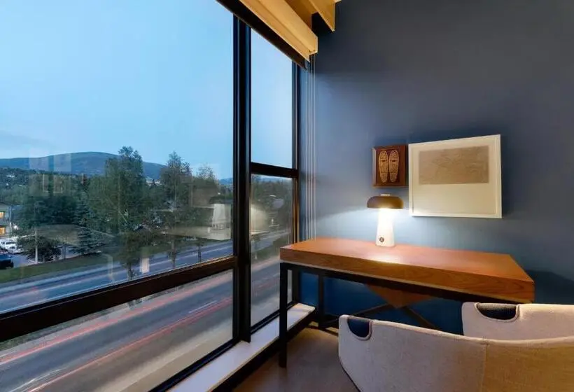 سوئیت با تخت بزرگ, Indigo   Silverthorne, An Ihg