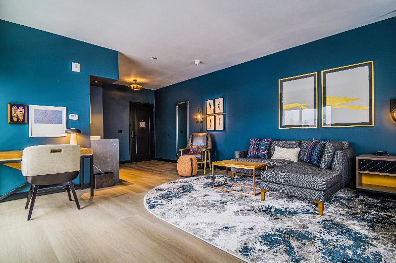 스위트 킹사이즈 침대, Indigo   Silverthorne, An Ihg