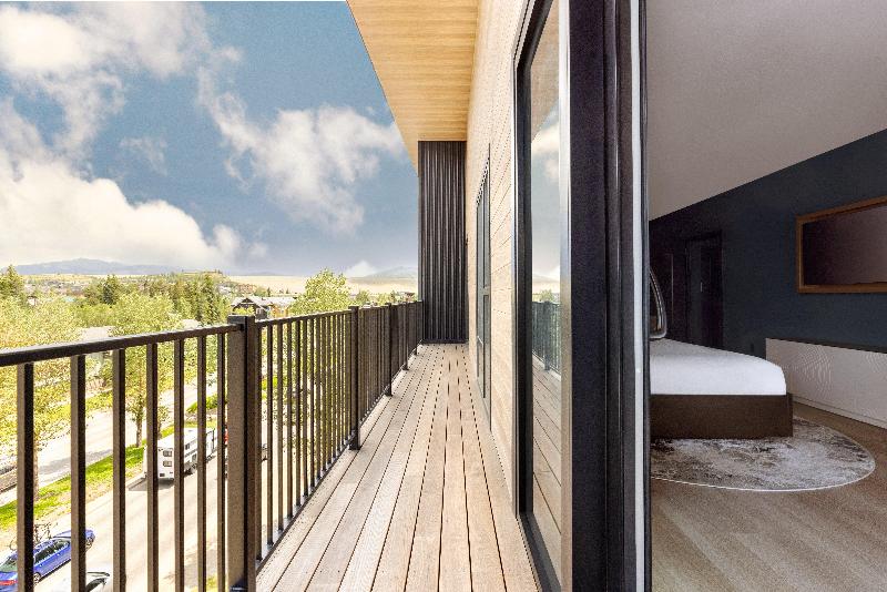 스위트 킹사이즈 침대, Indigo   Silverthorne, An Ihg