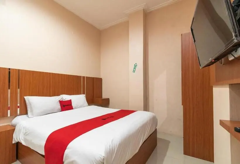Sviitti, Reddoorz Syariah Near Rs Mata Padang
