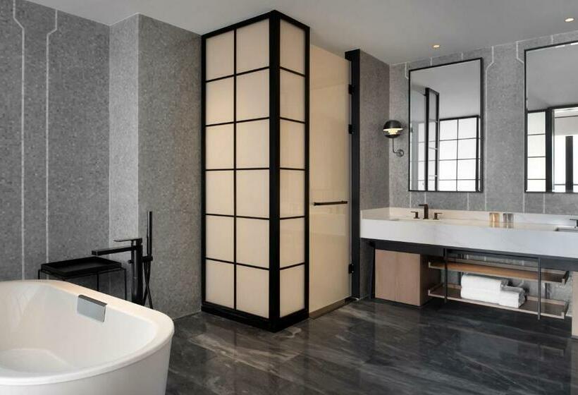 Люкс Клуб, Sheraton Mianyang