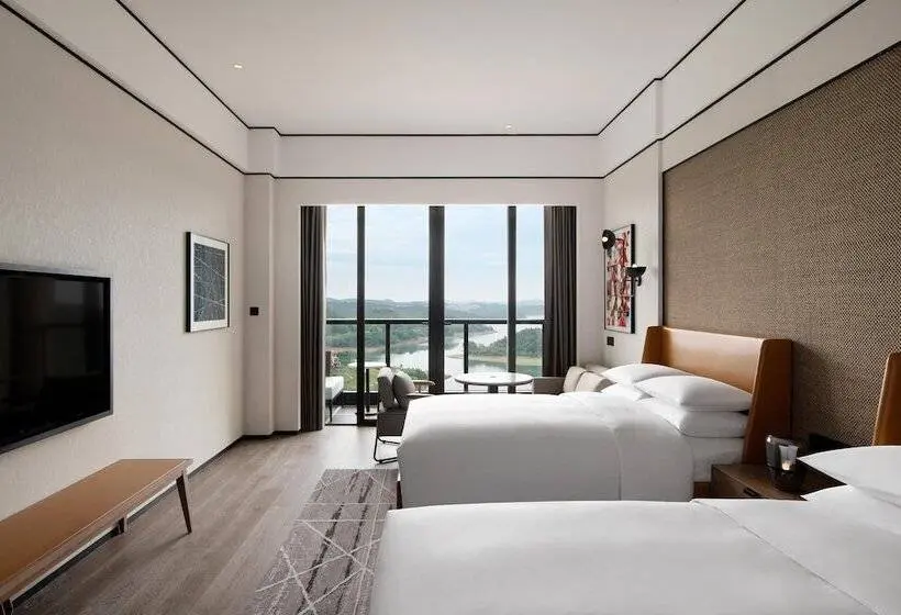 湖の見えるプレミアムルーム, Sheraton Mianyang