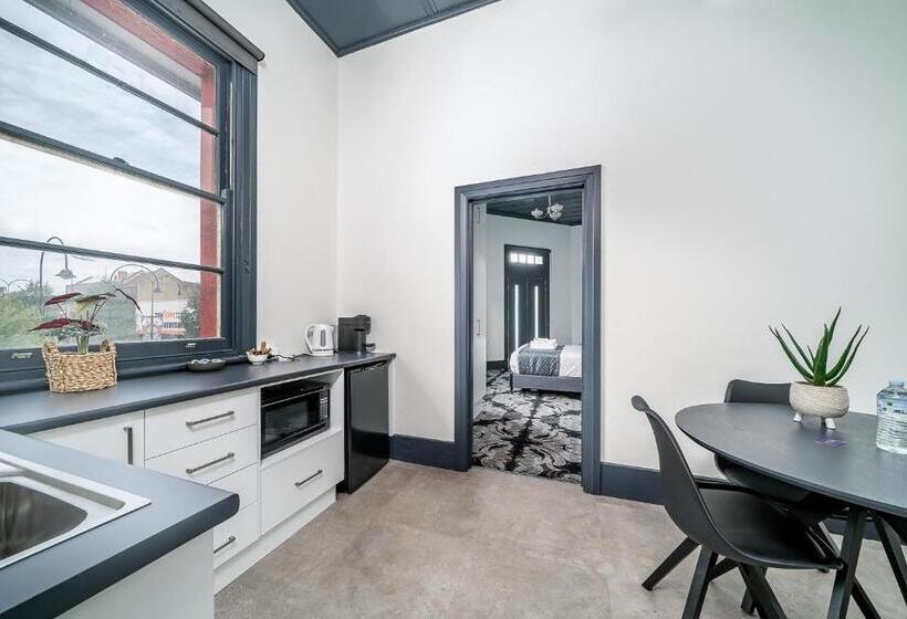 آپارتمان 1 خوابه, Romano S Hotel & Suites Wagga Wagga