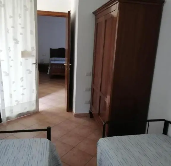 ガーデンビュースタンダード４ベッドルーム, Agriturismo Al Motto