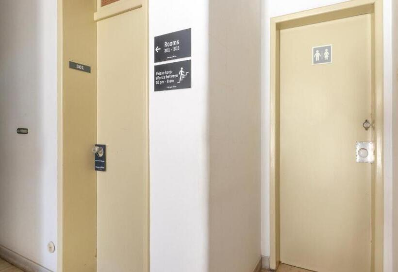 اتاق استاندارد با سرویس بهداشتی مشترک, Cheese & Wine Lapa