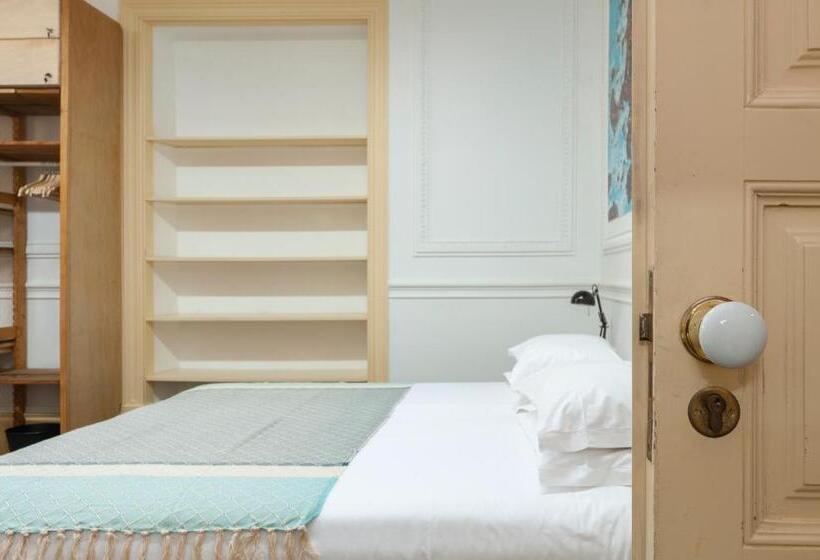 اتاق خانوادگی, Cheese & Wine Lapa