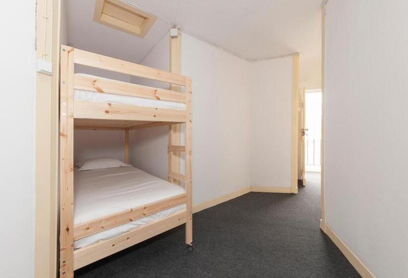 اتاق خانوادگی, Cheese & Wine Lapa