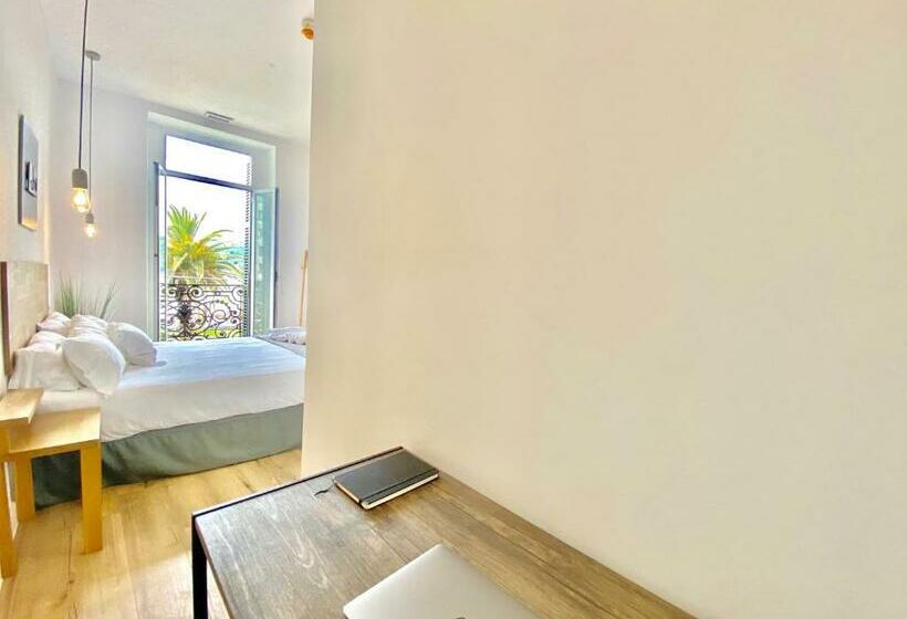 带观景的标准工作室, Mirandoalaconcha Rooms