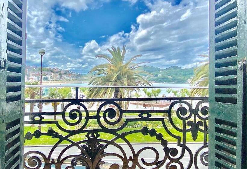 带观景的标准工作室, Mirandoalaconcha Rooms