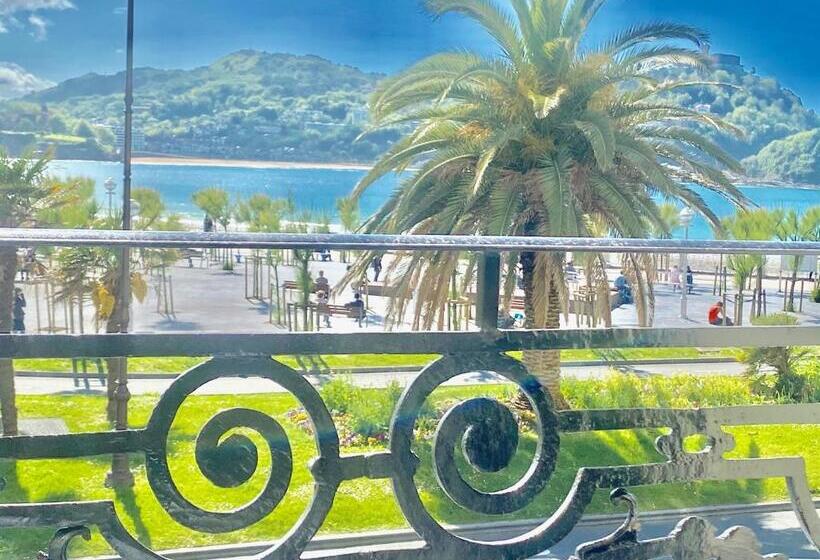 带观景的标准工作室, Mirandoalaconcha Rooms