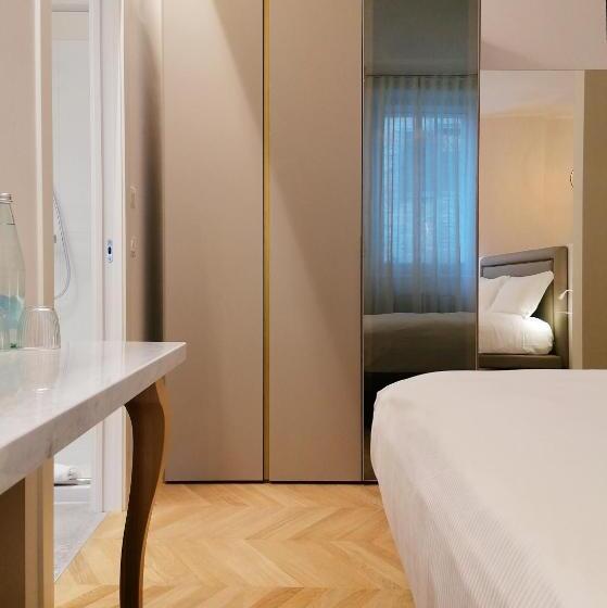 اتاق استاندارد با تخت بزرگ, Palazzo Cortesi