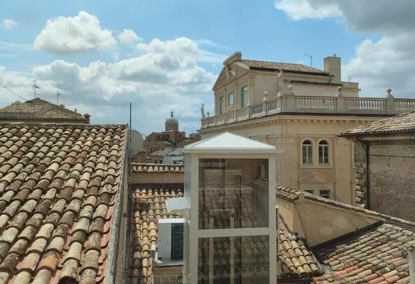 اتاق استاندارد با چشم‌انداز کوهستان, Palazzo Cortesi