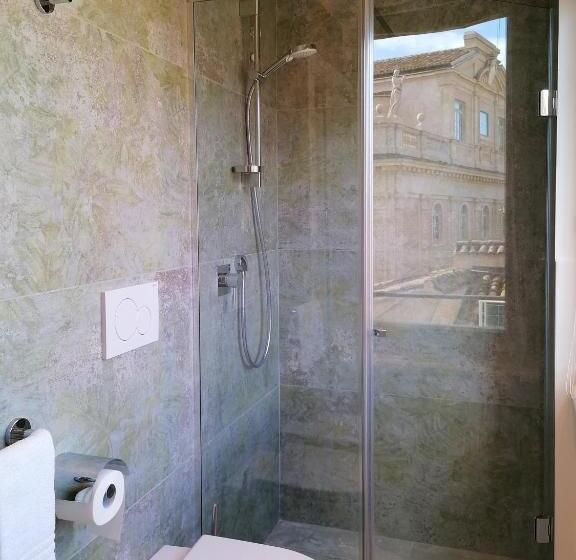 اتاق استاندارد با چشم‌انداز کوهستان, Palazzo Cortesi