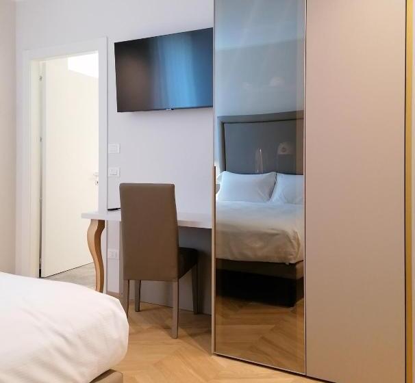 اتاق استاندارد, Palazzo Cortesi