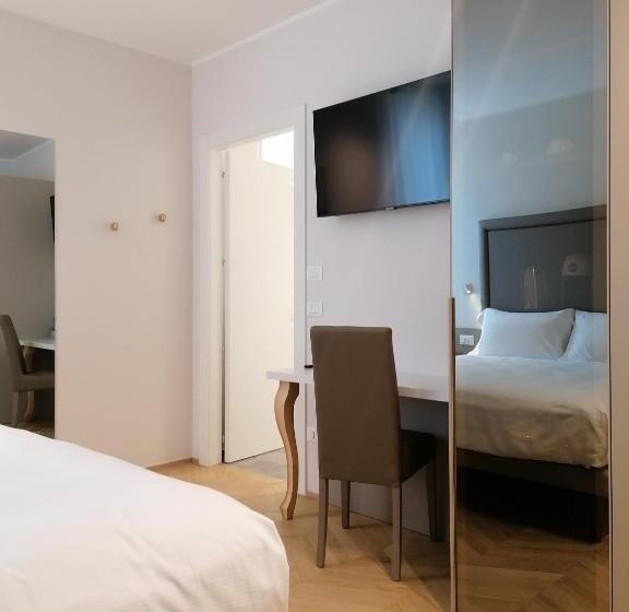 اتاق استاندارد, Palazzo Cortesi