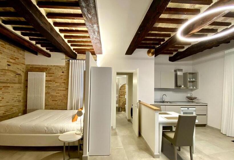 استودیوی سوپریور, Palazzo Cortesi