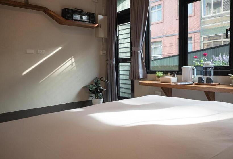 اتاق لوکس, 東皋歇暝 鹿港民宿 Tang Ko Hioh Mî Lukang Guesthouse