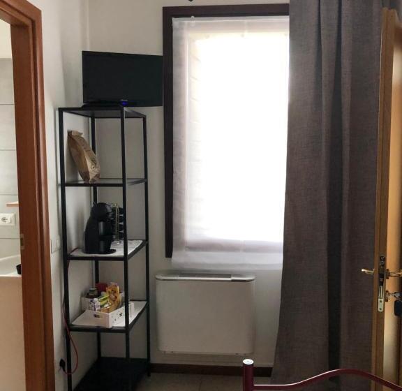 اتاق استاندارد یک نفره, Villa Trevisi S