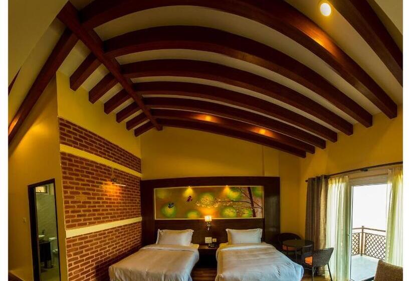 اتاق لوکس, Himalaya Drishya Resort