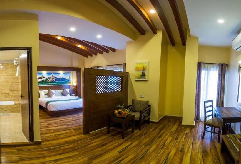 سوییت با چشم‌انداز کوه, Himalaya Drishya Resort