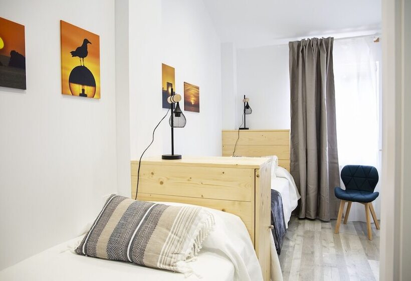 标准间, La Caracola Suances