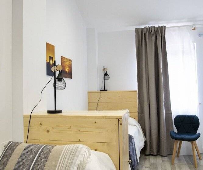 标准间, La Caracola Suances