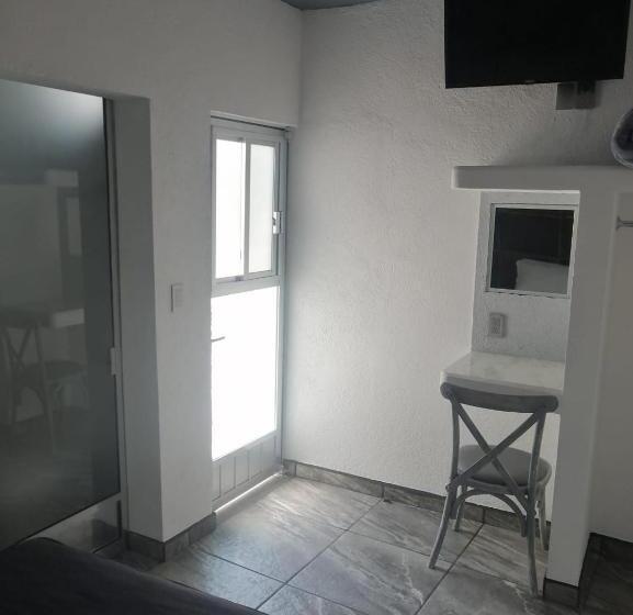 スタンダードルーム, Nuevo Bernal