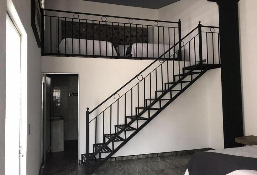 スイート(家族用), Nuevo Bernal