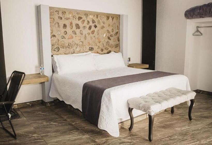 スイート(家族用), Nuevo Bernal