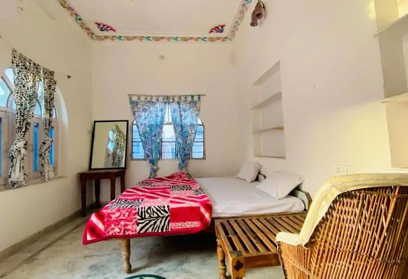 Chambre Deluxe, Sai Baba Haveli