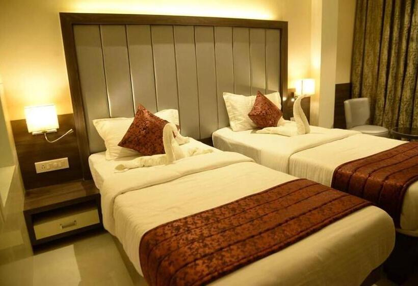 Deluxe Rum, Suyog Residency