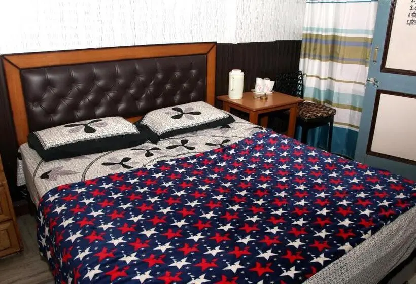 Suite Familiar, Tip Top