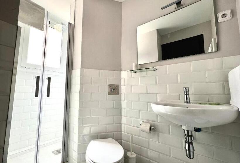 キングサイズベッドのスタンダードルーム, Hostal La Canonja