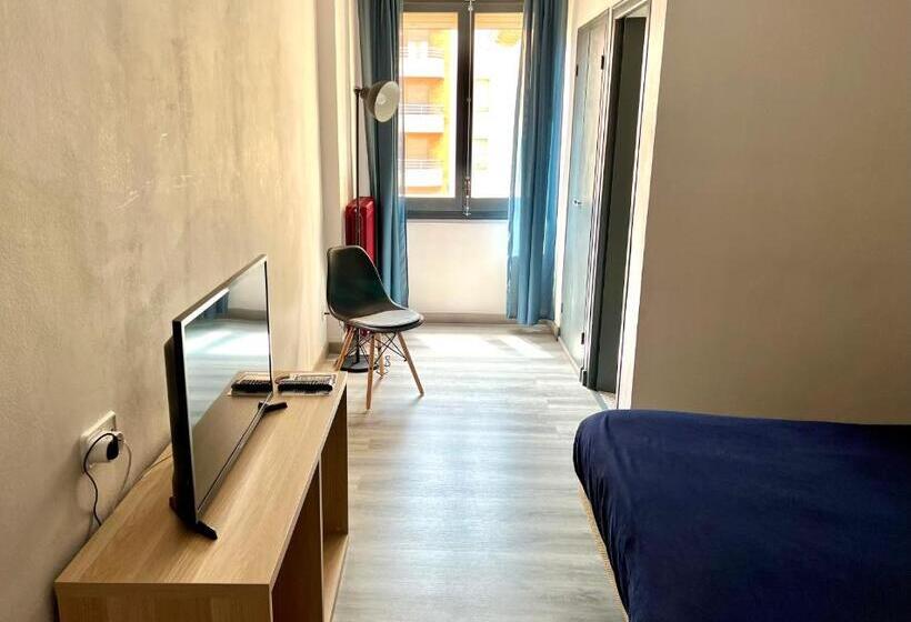 스탠다드 룸 킹사이즈 침대, Hostal La Canonja