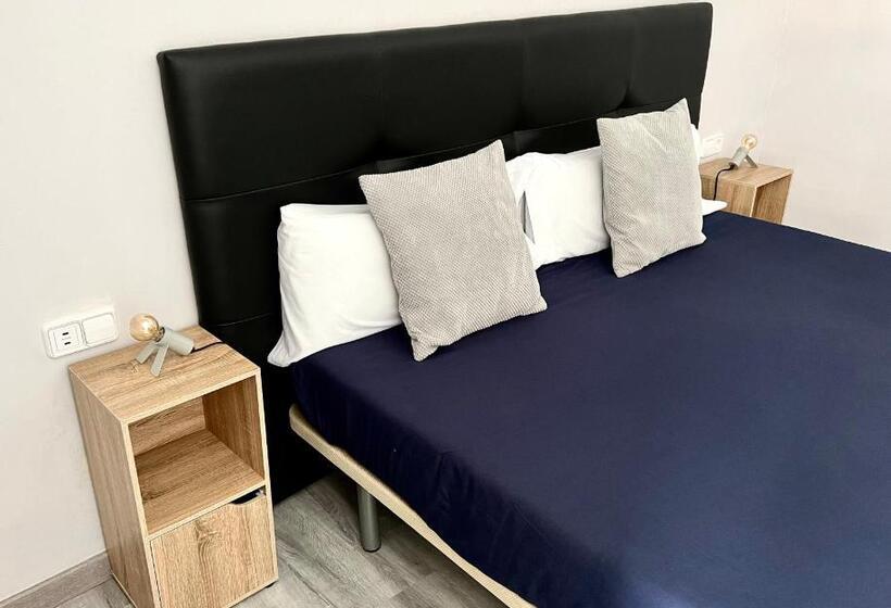 キングサイズベッドのスタンダードルーム, Hostal La Canonja