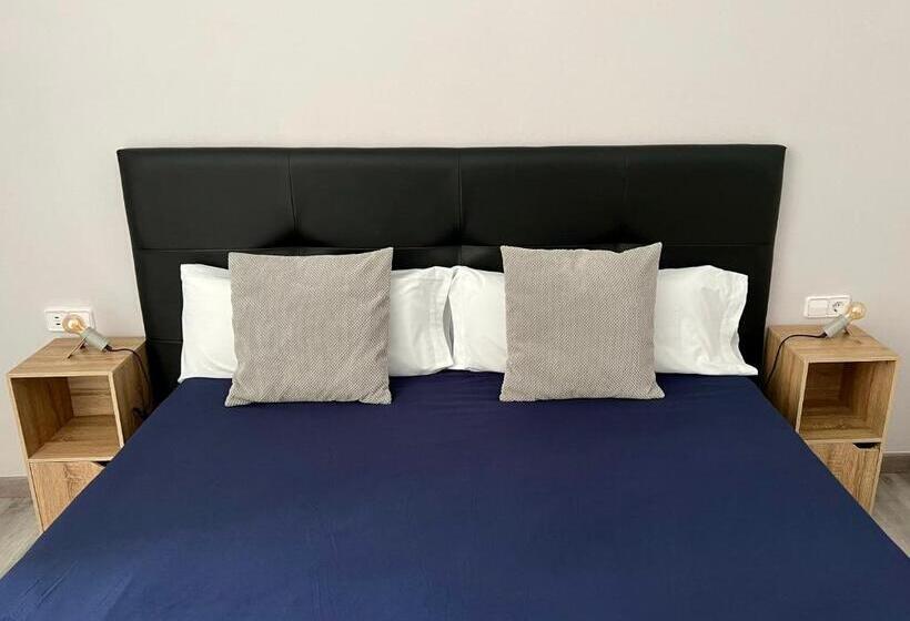 キングサイズベッドのスタンダードルーム, Hostal La Canonja