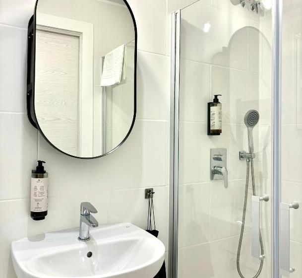 スタンダードルーム, Hostal La Canonja