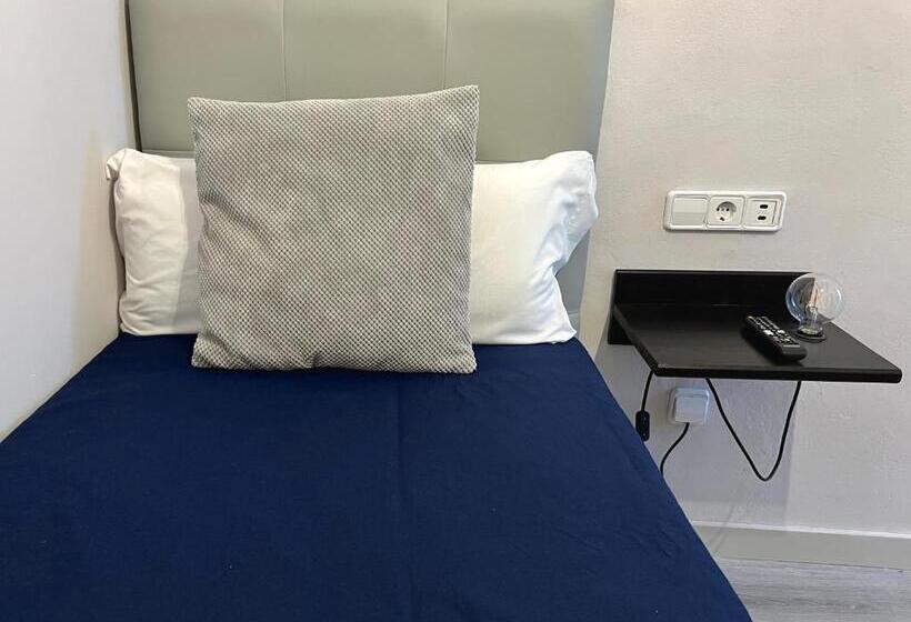 スタンダードシングルルーム, Hostal La Canonja