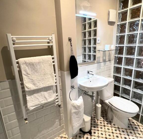 バルコニー付きスタンダードルーム, Hostal La Canonja