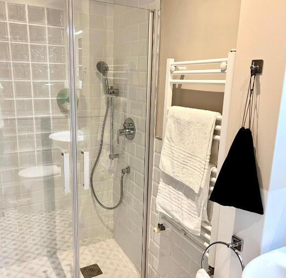 발코니가 있는 4인용 스탠다드 룸, Hostal La Canonja