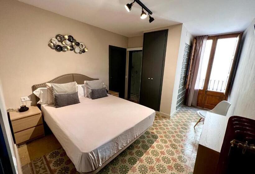 バルコニー付スタンダード４ベッドルーム, Hostal La Canonja