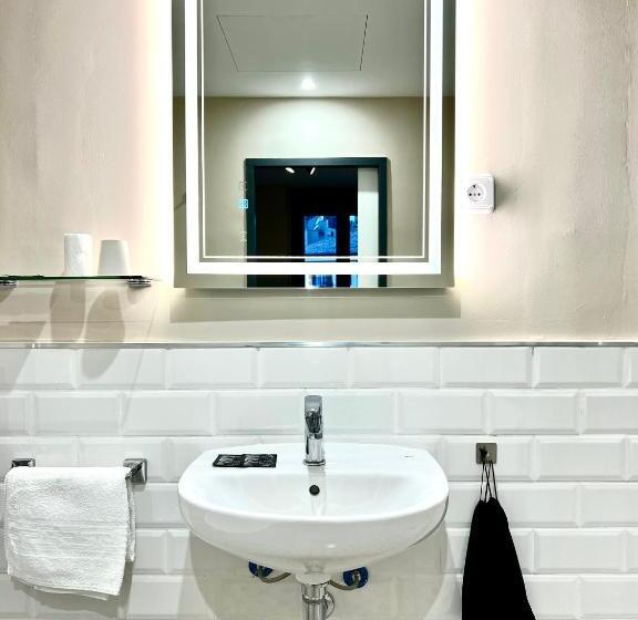 デラックスルーム, Hostal La Canonja